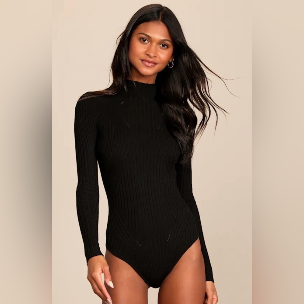 Lulus Crawford Black Long Sleeve Mock Neck Bodysuit DNP297 Sz Small Officecore